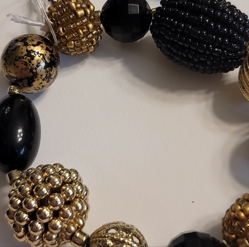 NWT - Chico's Elegant Gold & Black Bracelet With Chain Tassel - Picture 6 of 7
